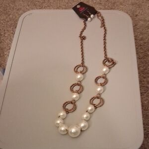 Paparazzi Pearl and Bronze Necklace